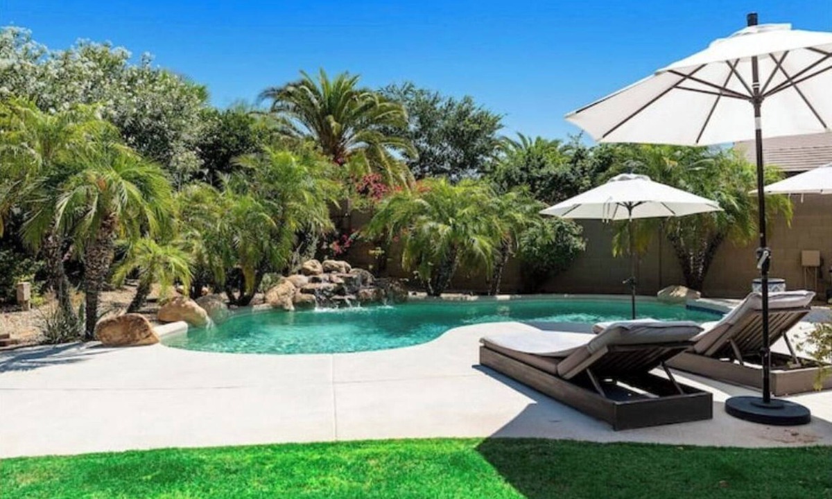 Ridgecrest House | Oasis in the Desert - Scottsdale Luxury Retreat, Golf, Pool, and Spa.