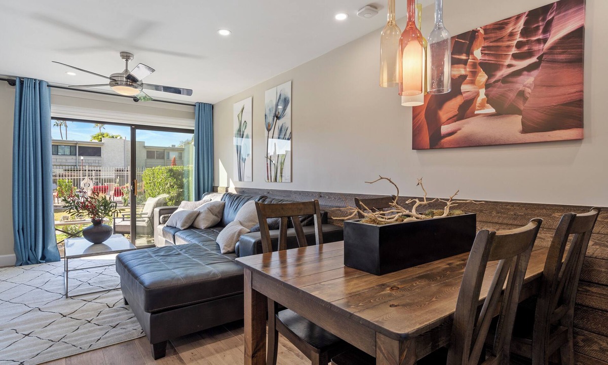 South Scottsdale House | Old Town Scottsdale ~ Newly Upgraded Townhouse