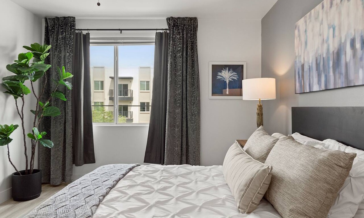 Desert View Village Condo | Outdoor Games Heated Pool Close to Golf & Shops