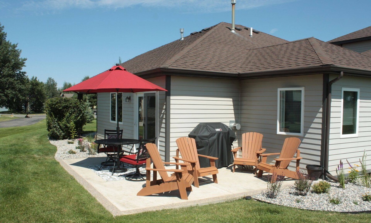 Bozeman House | Par Court - Cute Townhome Located in A Quiet Neighborhood, 30+ Night Rental