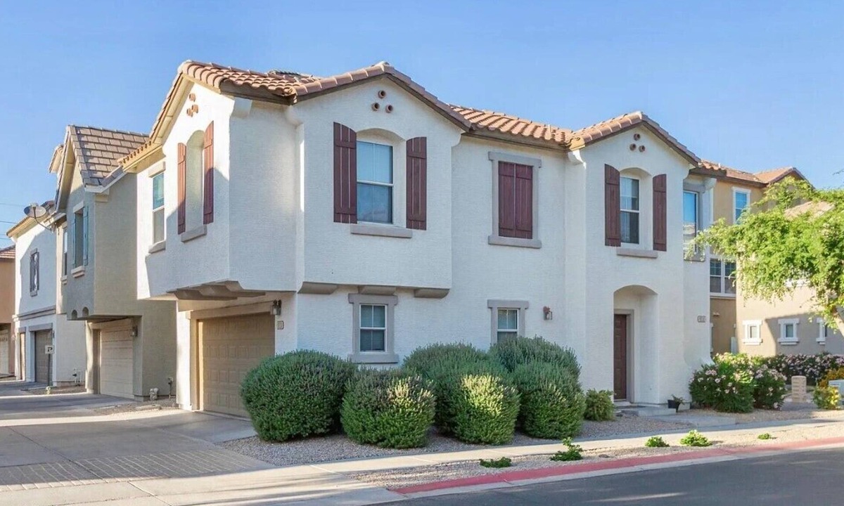 Gilbert House | Peaceful Gilbert Townhome