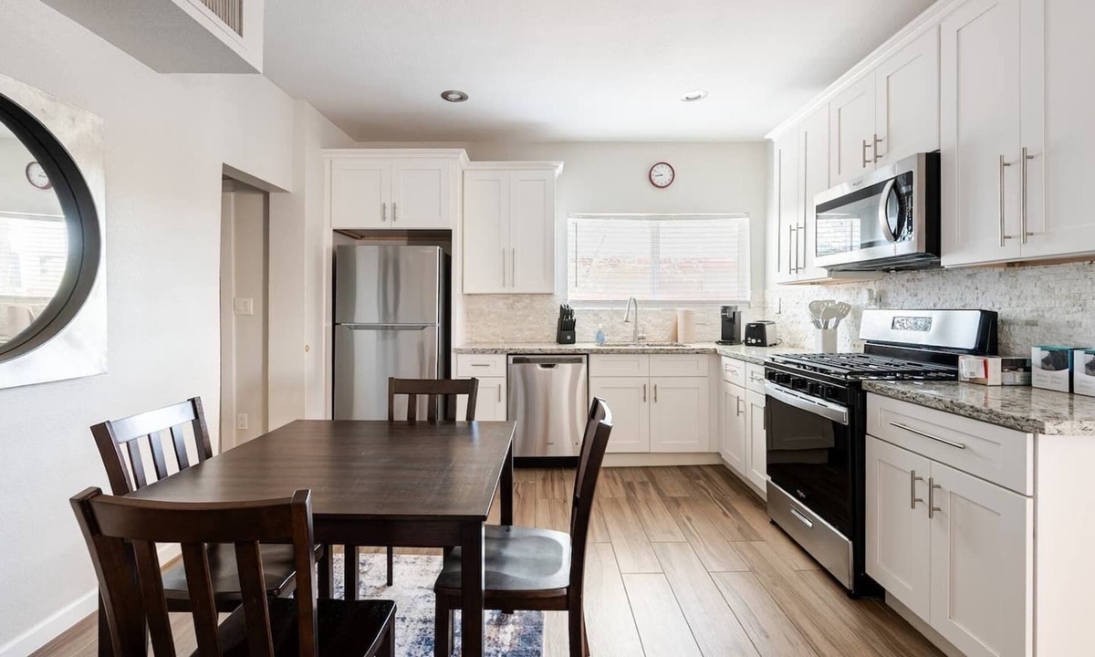 Garfield House | Perfect 4-bedroom home near PHX Airport