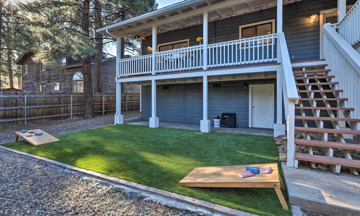Flagstaff House | Pet-Friendly Flagstaff Escape w/Fenced-In Yard!