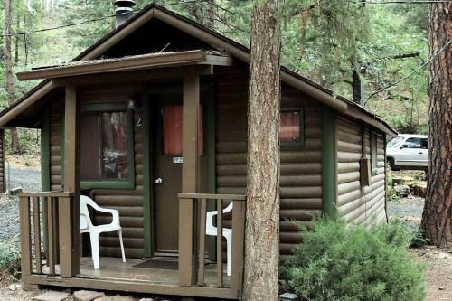 Christopher Creek House | Pet Friendly Studio Cabin with Fireplace near Tonto National Forest, Central Arizona