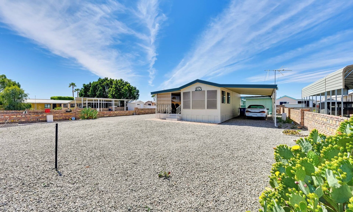 Fortuna Foothills Cottage | Pet-friendly Vacation Rental in Yuma With Grill!