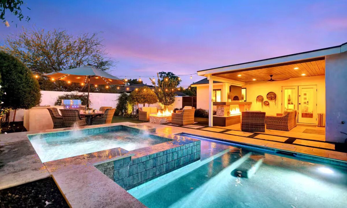 Western Villa House | Pool and Spa Retreat - Walk to Old Town Scottsdale