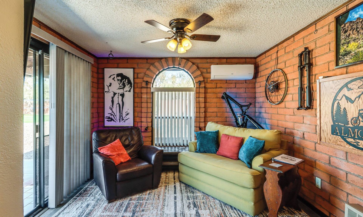 Tanque Verde House | Pool & Patio! 'Bike Haüs' By Catalina Mtn Trails