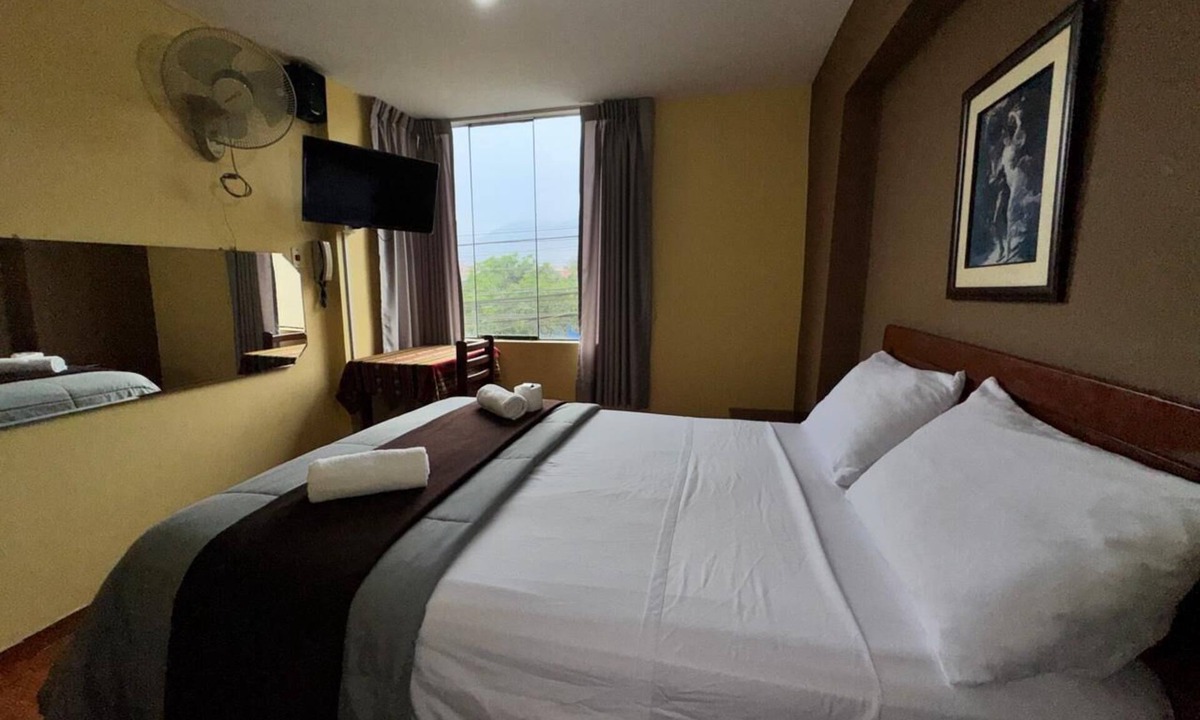 Los Olivos Hotel | Posada del Rey - Lima Airport