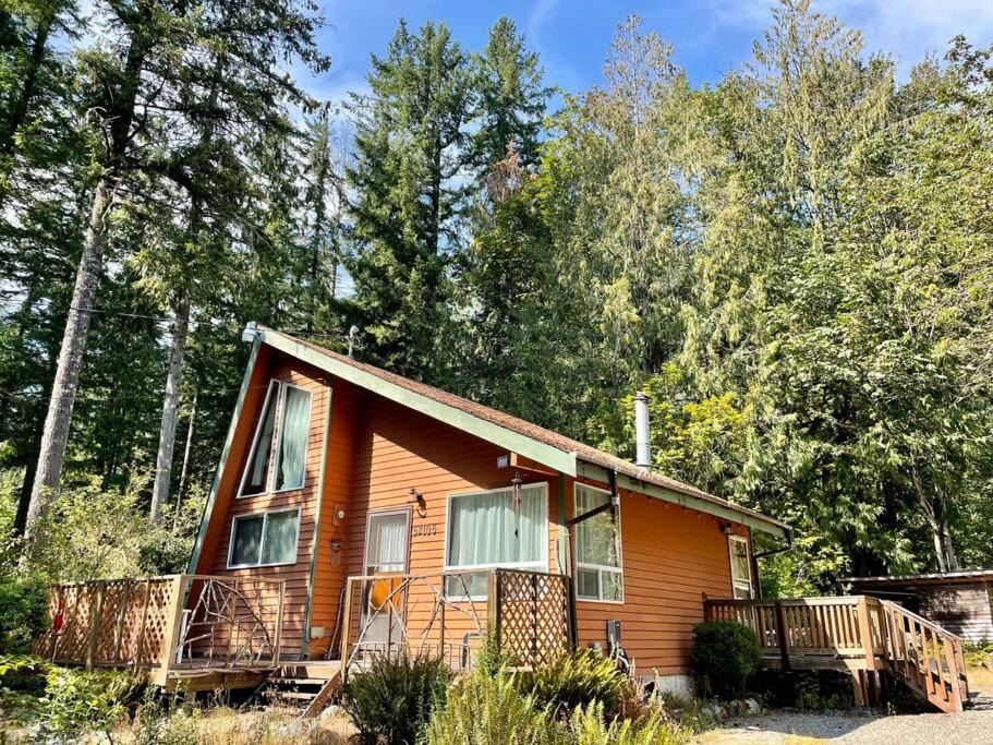 Index Ski Chalet | Prancing Pony - Cabin in the Cascades