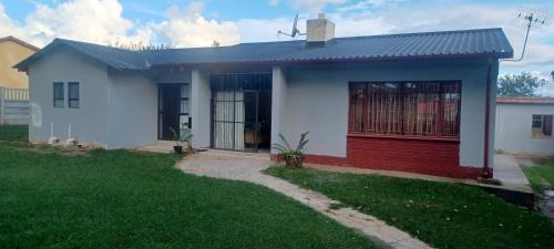 Newcastle House | Princia Guest House