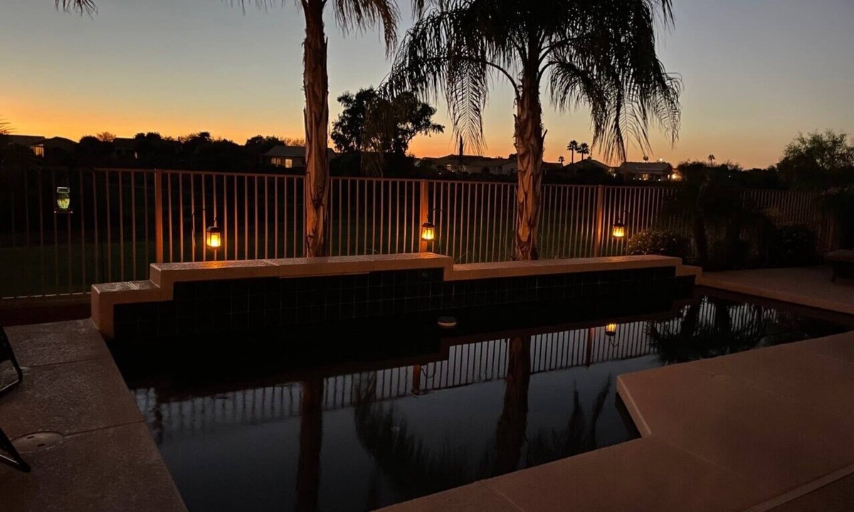 Coyote Lakes House | Private Pool on the Golf Course in Surprise