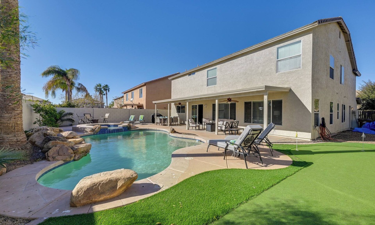 Copper Basin House | Putting Green, Pool & Spa: Home in Queen Creek!