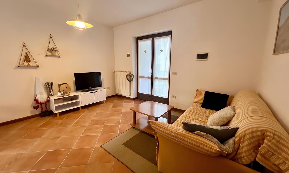 Monno Apartment | Quiet apartment in Monno-Passo del Mortirolo near Ponte di Legno-tonale