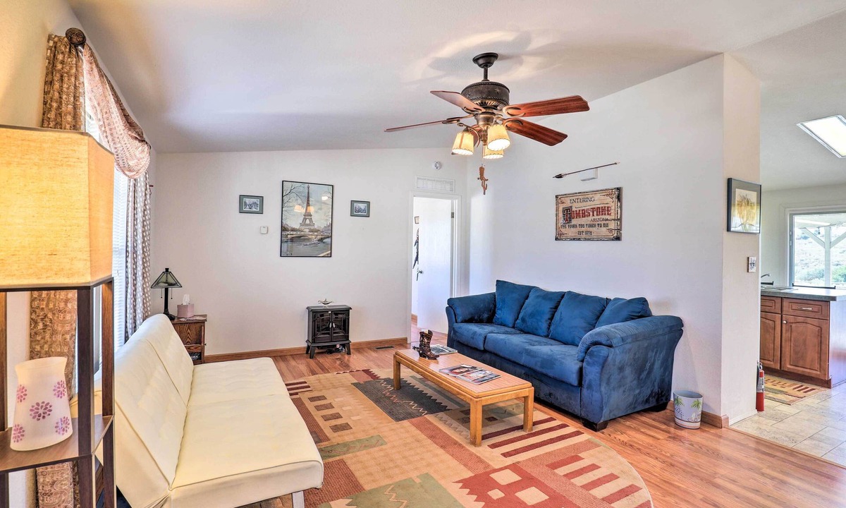 Tombstone House | Quiet Tombstone Retreat ~ 3 Mi to Historic Dtwn!