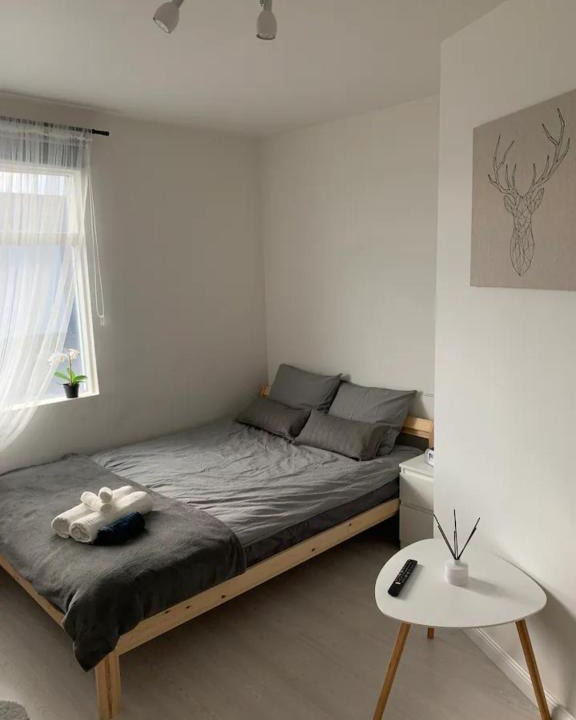 Grindavik House | R&J Guesthouse Ro0m