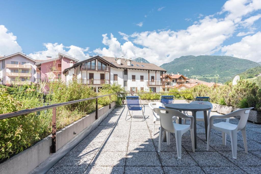 Ponte Arche Apartment | Residence Comano Girasole 2
