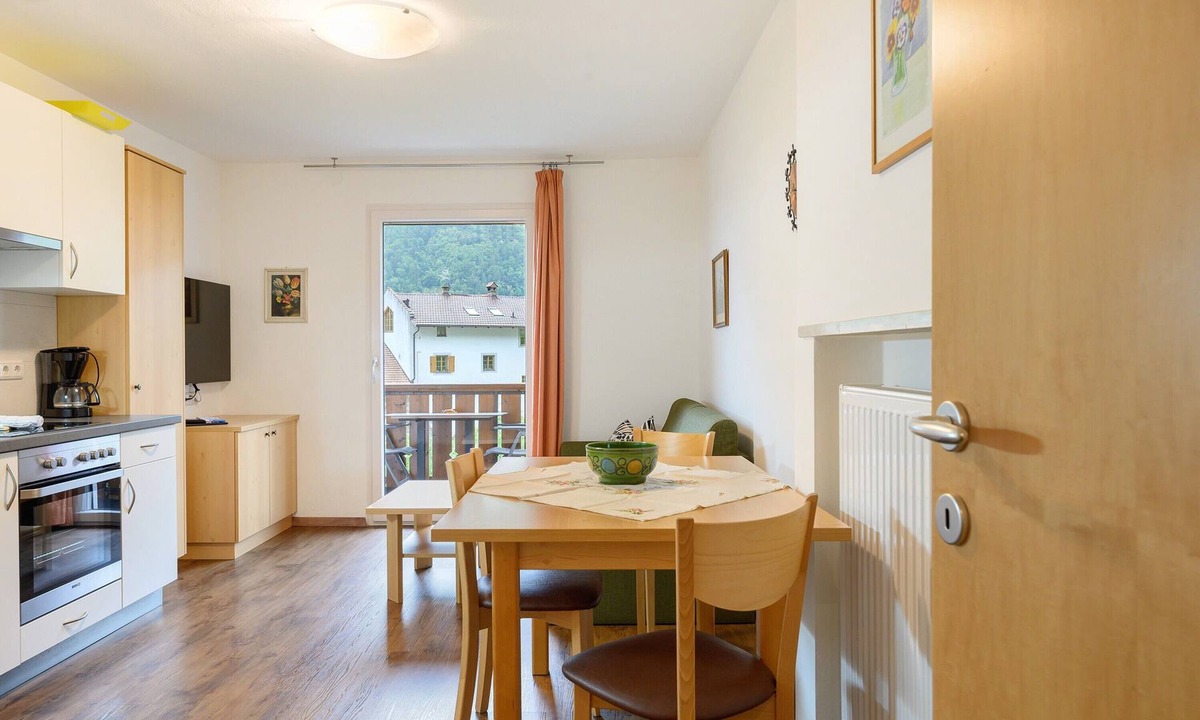 Lagundo Apartment | Residence Sonngart Apartment A5 with View of Etschtal, Shared Pool, Hot Tub & Wi-Fi