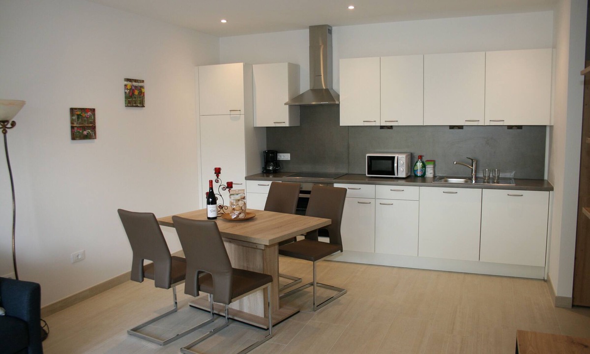 Nalles Apartment | Residence Weinberg 8, modern vacation apartment with a little something extra