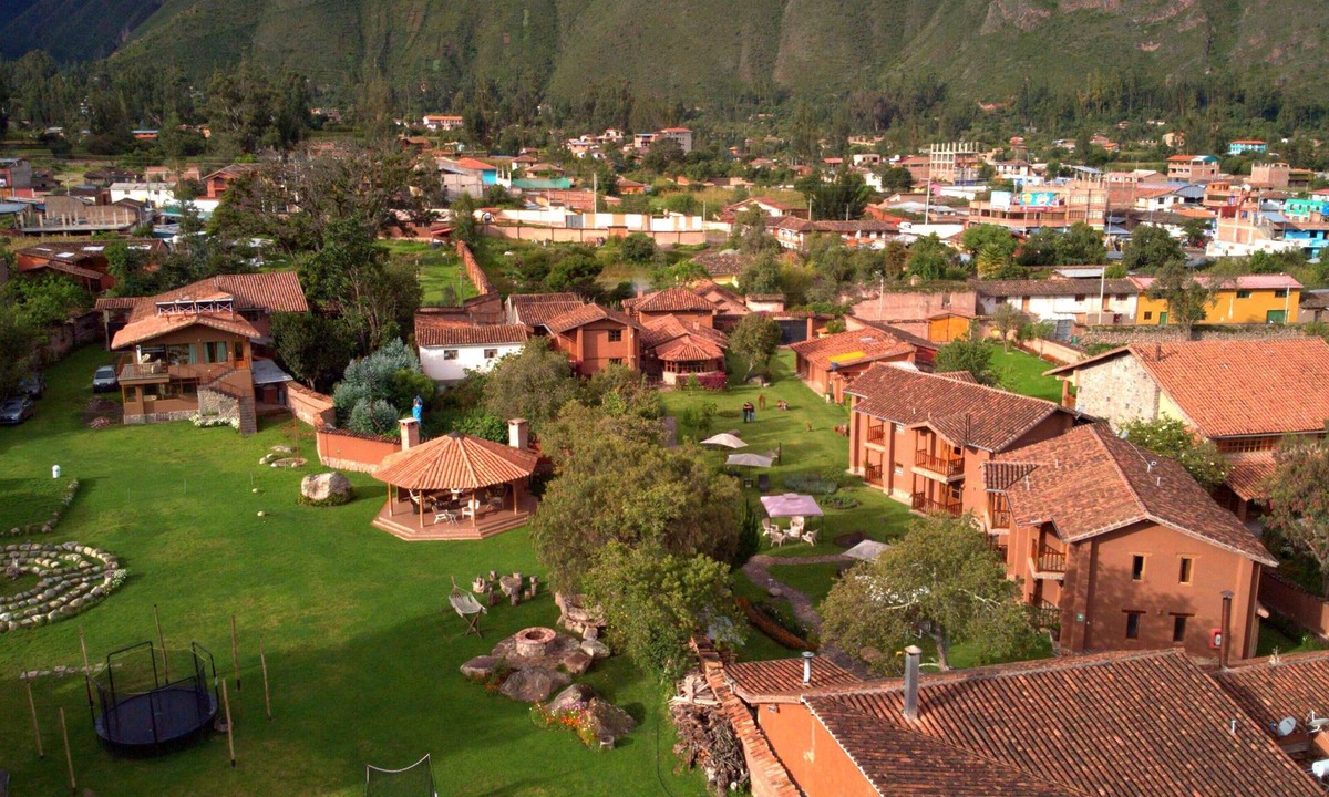 Urubamba Hotel | Romantic King Room with Fireplace – Cozy Mountain Escape