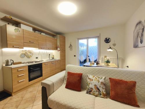 Ponte Arche Apartment | Romy House