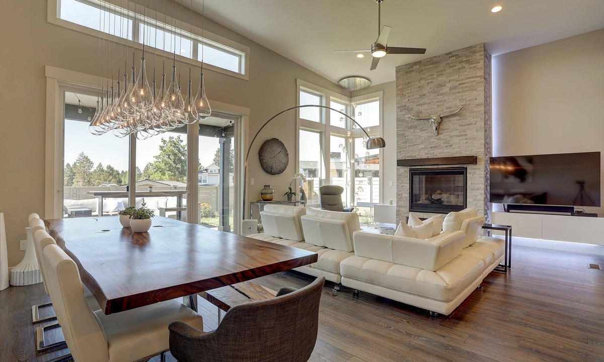 Southeast Bend House | Ruby Peak 30 Day Minimum
