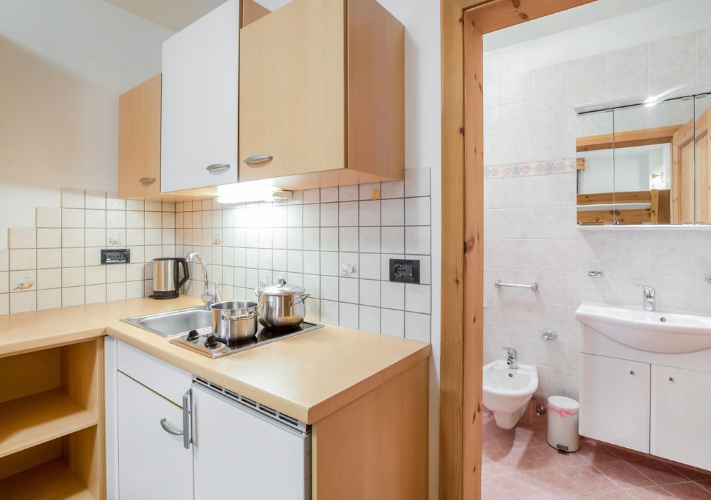 Colfosco Apartment | Rustic Apartment near Ski Areas with Wi-Fi, Garden and Terrace