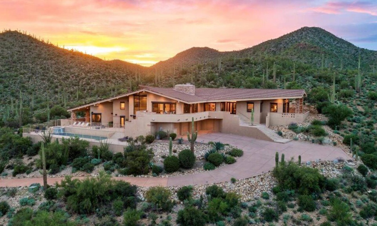 Tucson House | Saguaro Mountain Retreat With Stunning City Views | Private Pool & Hot Tub