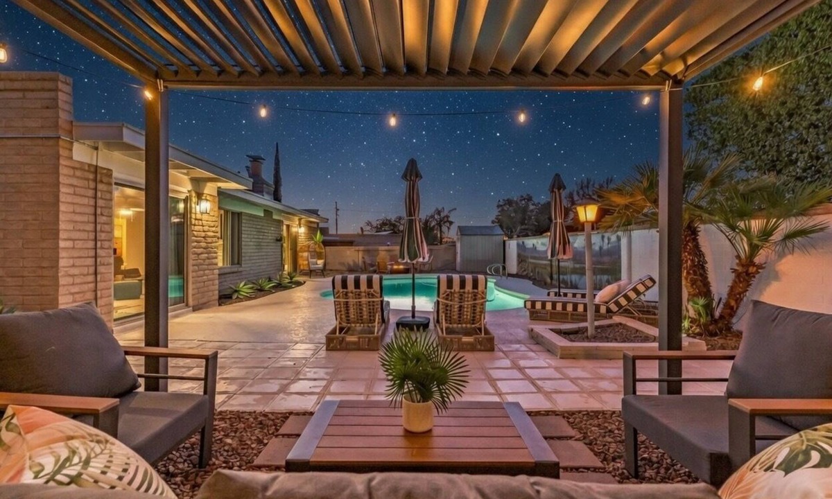 Tucson House | Saguaro Zen~Desert Oasis~Heated Pool~Spa~Outdoor Theatre~Golf~King Beds