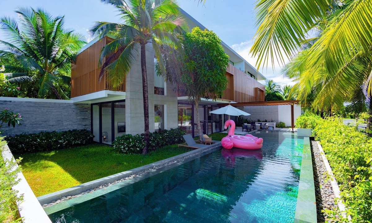 Long Beach Villa | Sailing Pool Villas & Resort Phu Quoc