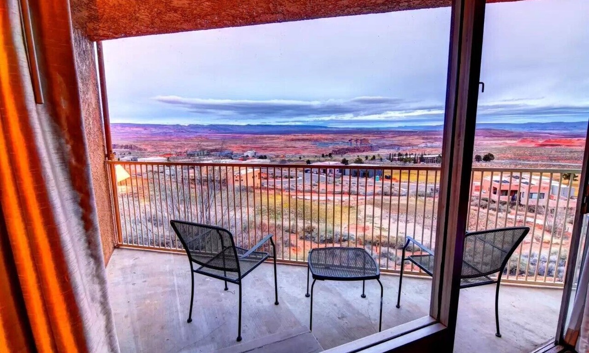 Page Hotel | Scenic View Inn - Lake Powell - Page AZ