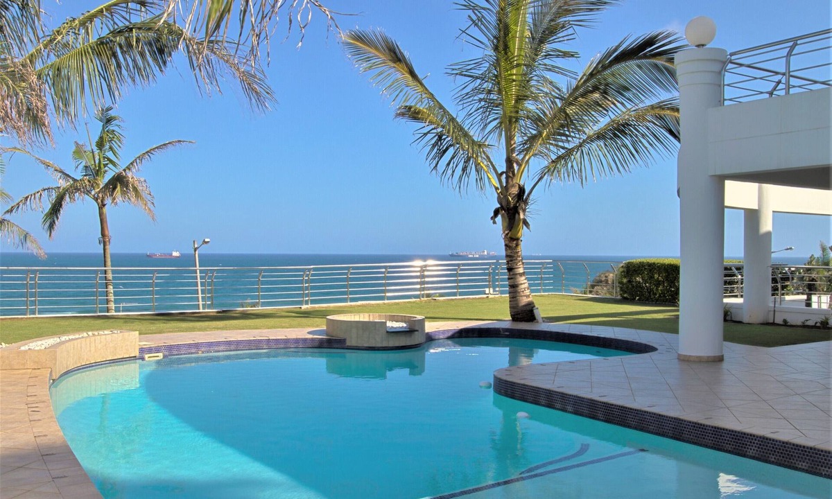 Umhlanga Apartment | Sea Shells A beautiful luxurious SeaView unit in Umhlanga Rocks