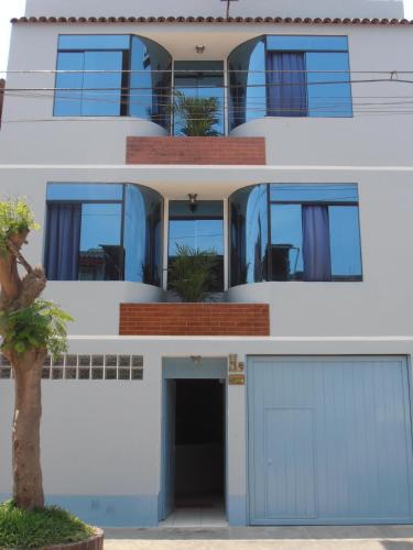 Villa El Salvador Hotel | Septima Maravilla