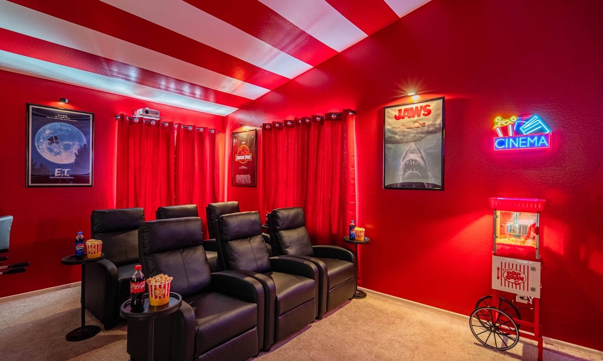 Glendale House | Sleeps 18! Movie Theater, Arcade & King Suites near Stadium