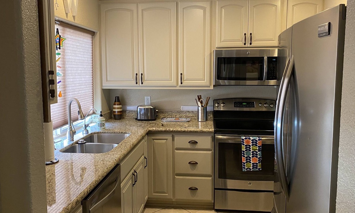 Fortuna Foothills House | Snowbird / Corporate Townhome w/Hot Tub, Pool and Golf