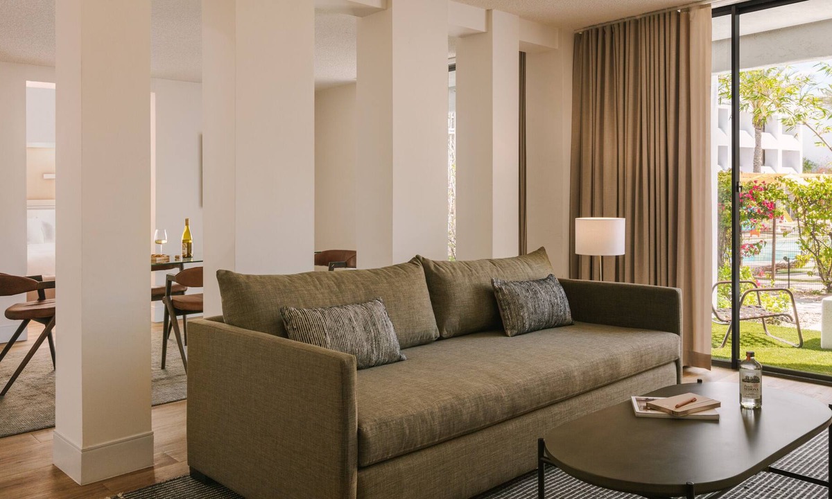Civic Center Mall Apartment | Sonder The Monarch | King Suite w/ Balcony