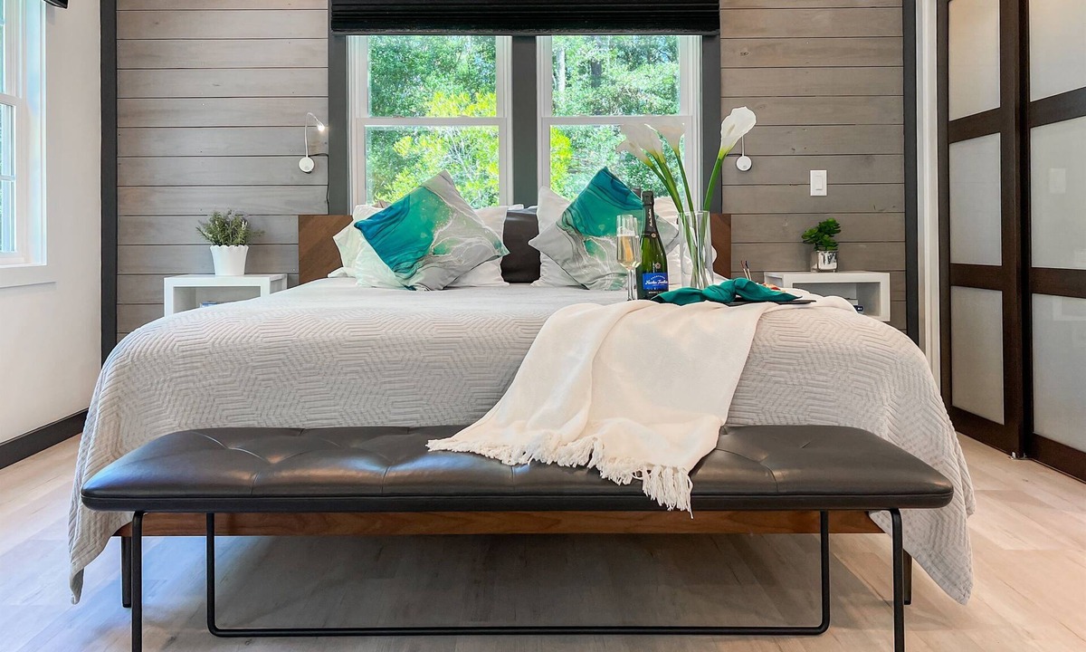 Southport House | Southport Tree Escape - King Treehouse Downtown