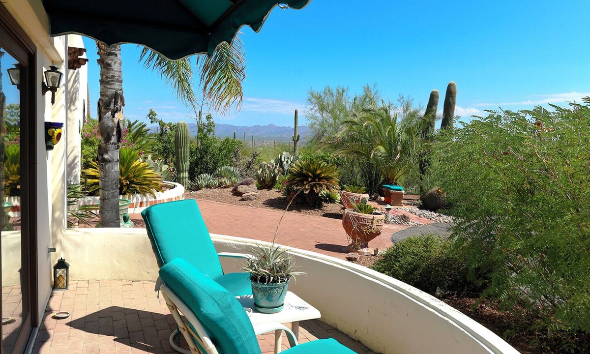Tucson Apartment | Southwest Casita Oasis