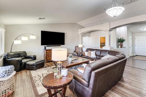 San Tan Valley House | Spacious Backyard! Family Haven in San Tan Valley