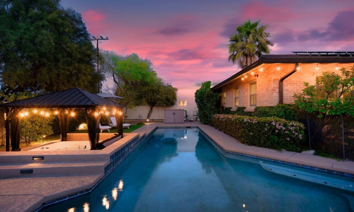 Tucson Villa | Spacious Home Great Outdoors Midtown Near UofA