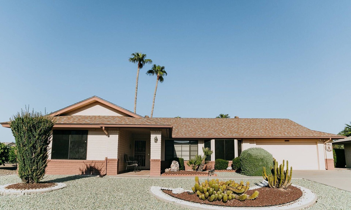 Sun City West House | Spacious Rambler l Quiet Golf Community l Near Sports Arenas
