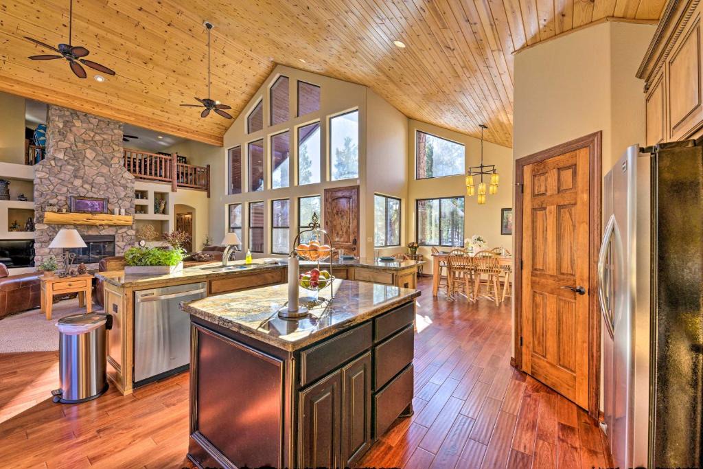 Torreon House | Spacious Torreon Retreat with Game Room and Grill!