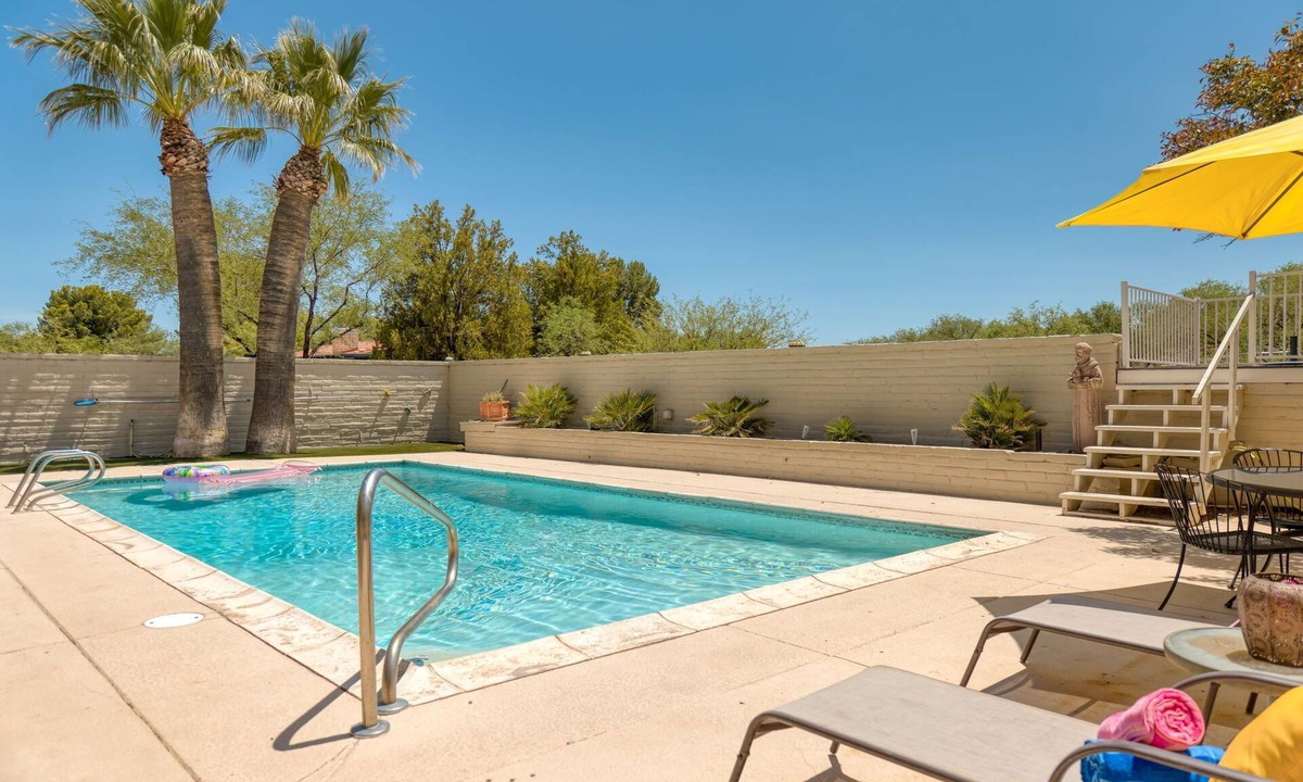 Tubac House | Spacious Tubac Escape – 4BR/3BA, Private Pool, Bar, Workout Room & 2 King Suites