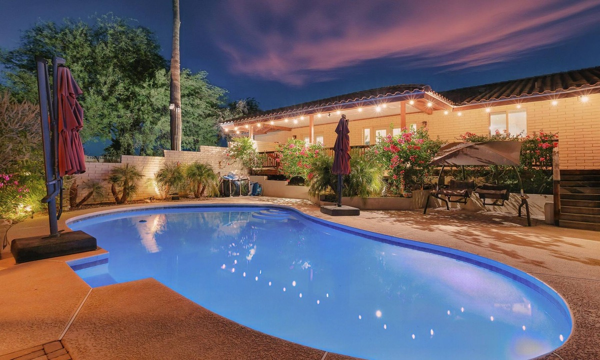 Fountain Hills House | Spectacular Views! Heated Pool. Game Room. Private. Spacious.
