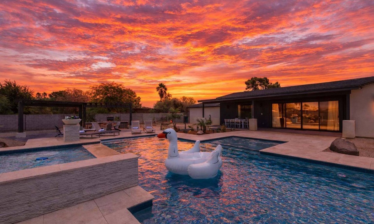 Shea North Estates House | Sport & Splash - Pickle ball - Sports Court -Pool
