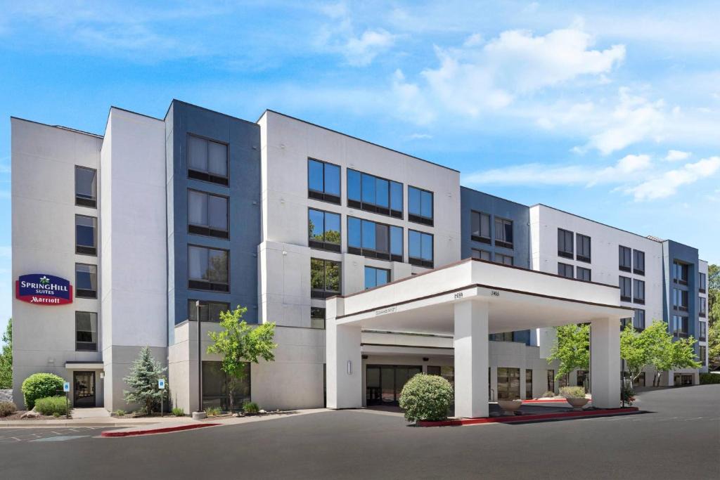 Woodlands Village Hotel | SpringHill Suites by Marriott Flagstaff