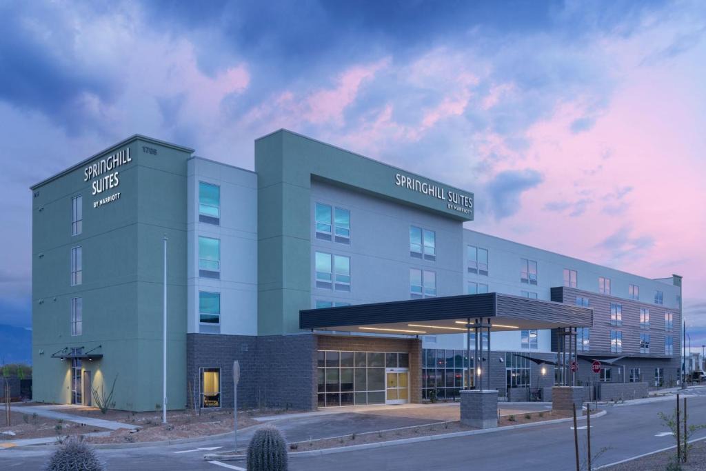 South Park Hotel | SpringHill Suites by Marriott Tucson at The Bridges