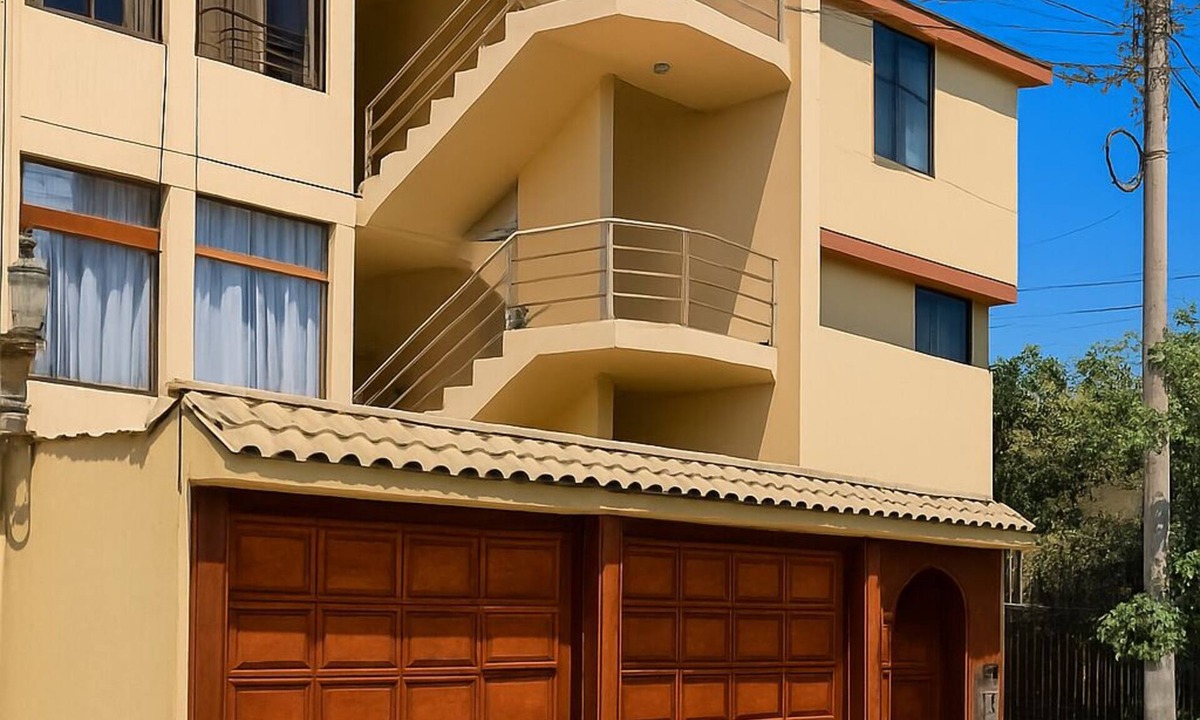 La Molina Condo | Stylish Modern Lima Retreat-Walk to Estadio Monumental U, USIL campus, & Dining