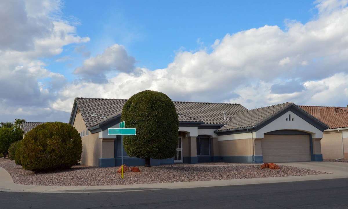 Sun City West House | SUN CITY WEST CHARM: Serene 2 Bd Near Palm Ridge Rec Ctr, Golf & Pickleball
