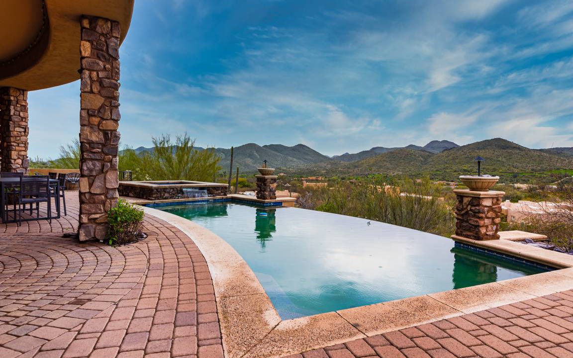 Cave Creek House | Sunbeam by AvantStay Elegant, Private Desert Home w/ Infinity Pool, Spa & View