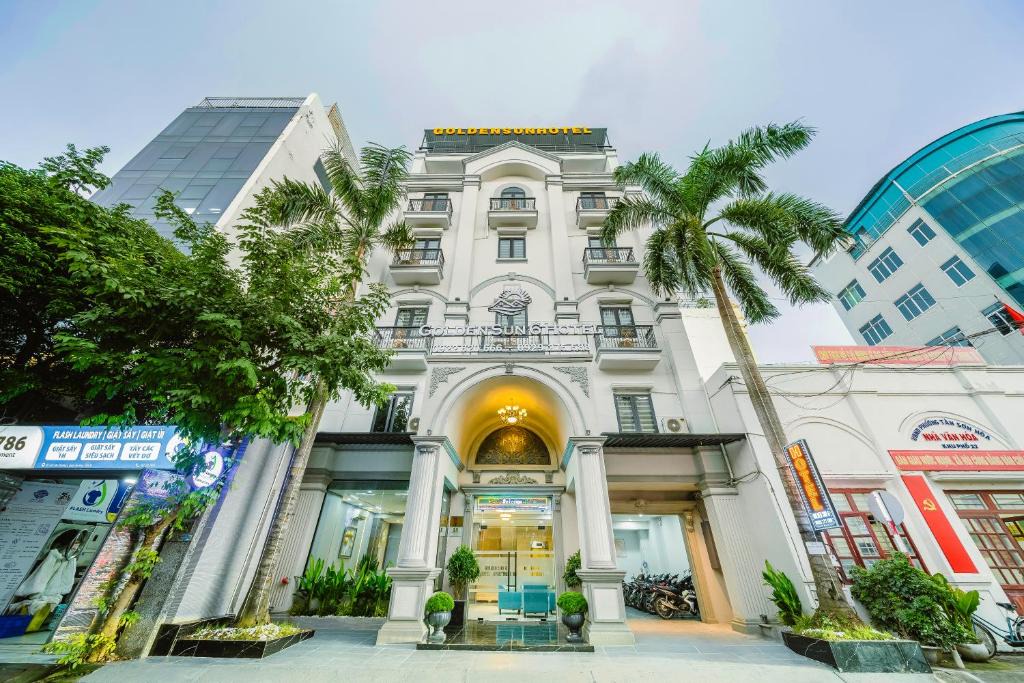 Tan Binh Hotel | Tan Son Nhat Airport - Golden Sun Hotel